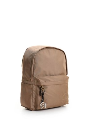 Morral Star 2.0 En Lona Para Hombre Fly Up Morral Star 2.0 En Lona Para Hombre Fly Up Tabaco FLY UP