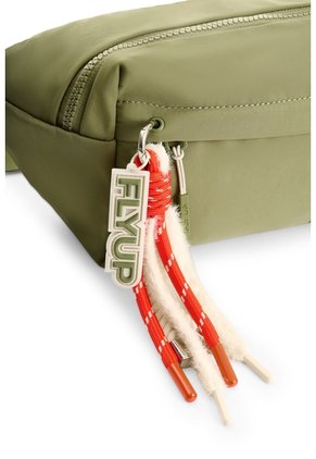 Riñonera Wave 1.0 En Lona Para Mujer Fly Up Riñonera Wave 1.0 En Lona Para Mujer Fly Up Verde FLY UP