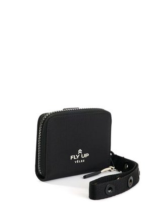 Billetera En Lona Para Mujer Rush Billetera En Lona Para Mujer Rush Negro FLY UP