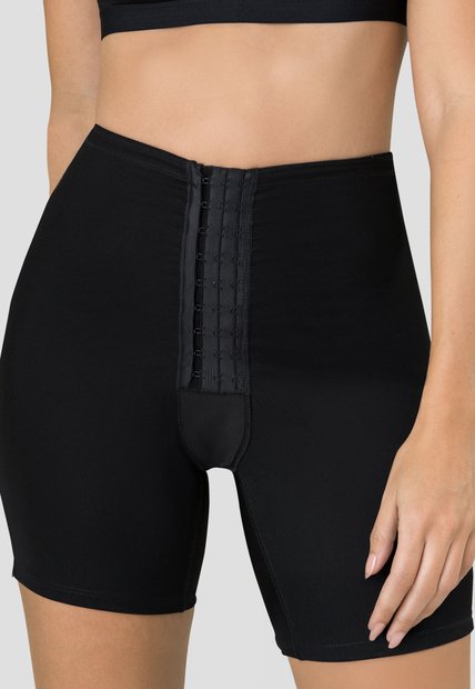 Short Mujer Negro Fi 110520
