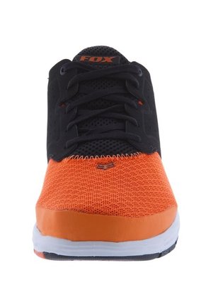 Training Fox Negro-Naranja