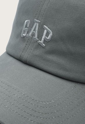 Gorra Gris-Blanco GAP Logo Baseball