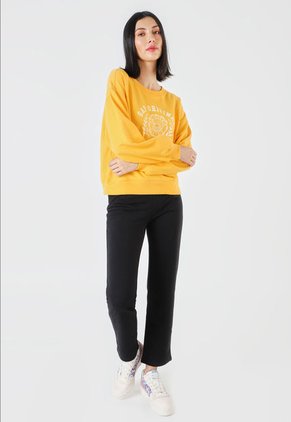 Buzo Amarillo-Blanco GAP