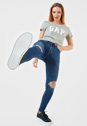 Camiseta Gris-Blanco GAP