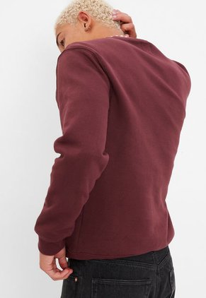 Buzo Vinotinto-Blanco GAP