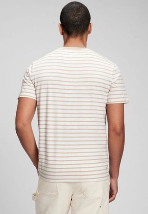 Camiseta Beige-Marfil GAP