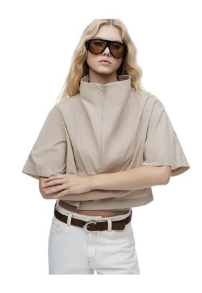 Camisa Oversize Manga Corta Cuello Alto Caqui Mujer Beige