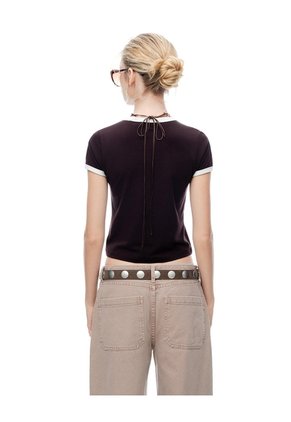 Camiseta Slim Vinotinto Mujer Violeta