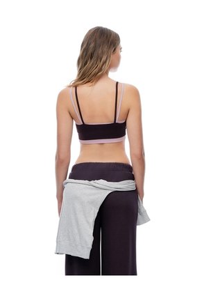 Top Deportivo Soporte Medio Vinotinto Mujer Violeta