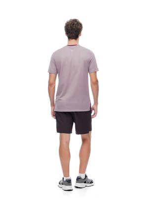Pantaloneta Deportiva Vinotinto Hombre Violeta