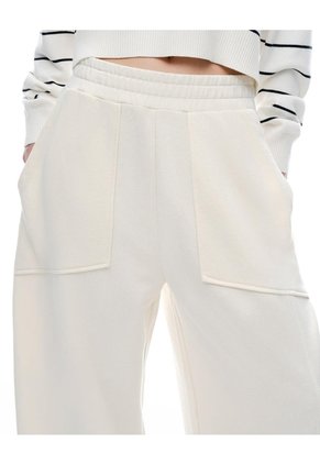 Pantalón Tiro Medio Relaxed Avena Mujer Beige