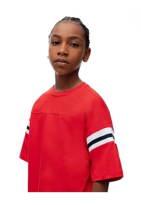 Camiseta Regular Algodón Roja Niño Rojo
