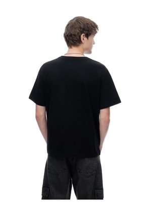 Camiseta Regular Manga Corta Negra Hombre Negro