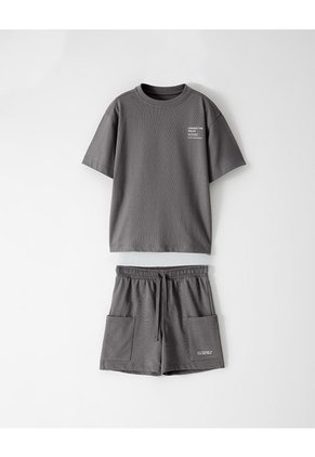 Conjunto Camiseta + Bermuda Gris Niño Gris