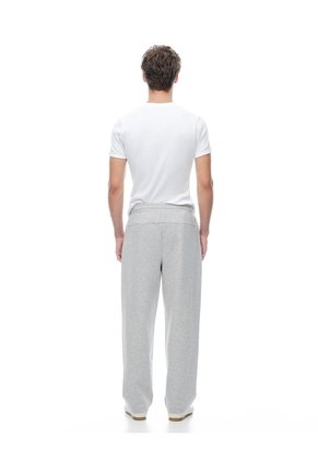 Jogger Tiro Medio Gris Hombre Gris