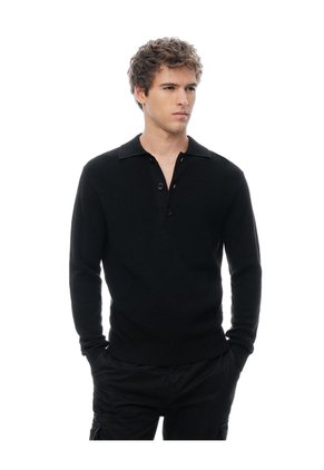 Buzo Tipo Polo Regular Negro Hombre Negro