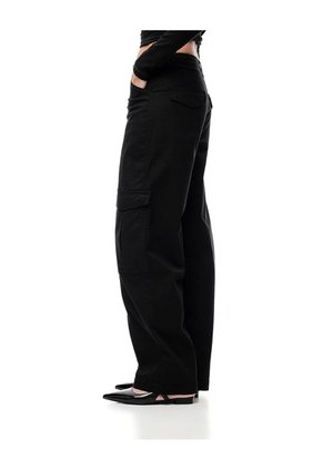 Pantalón Cargo Tiro Alto Negro Mujer Negro