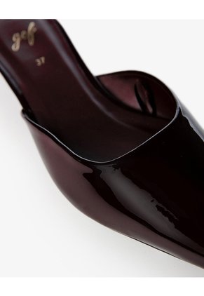 Zapatos Tipo Mule Vinotinto Mujer Cafe