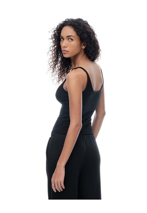 Camiseta Manga Sisa Slim Rib Algodón Negra Mujer Negro