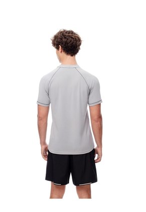 Camiseta Deportiva Secado Rápido X2unds Surtidas Hombre Multicolor