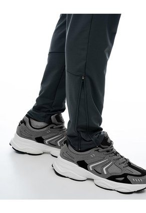 Pantalón Deportivo Control Humedad Gris Hombre Gris