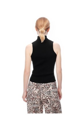 Camiseta Esqueleto Slim Tejido De Punto Negra Mujer Negro
