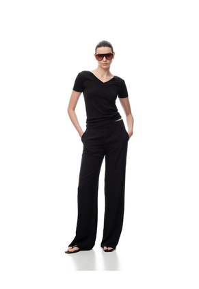 Camiseta Regular Uso 2 En 1 Negra Mujer Negro