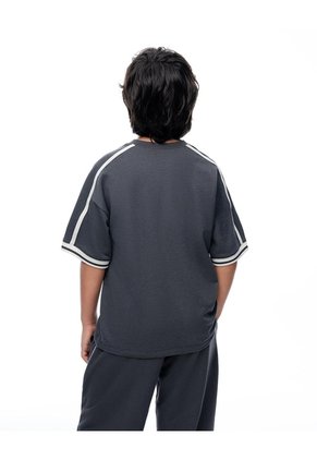 Camiseta Regular Manga Corta Gris Niño Gris