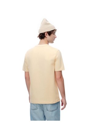 Camiseta Oversize Algodón Amarilla Hombre Amarillo