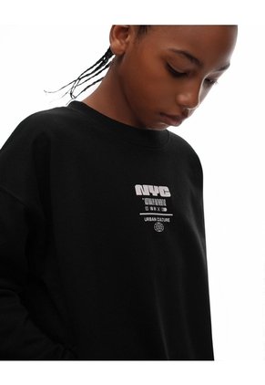 Buzo Regular Negro Estampado Niño Negro