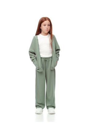 Pantalón Tiro Medio Holgado Verde Niña Verde