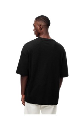 Camiseta Oversize Negra Hombre Negro