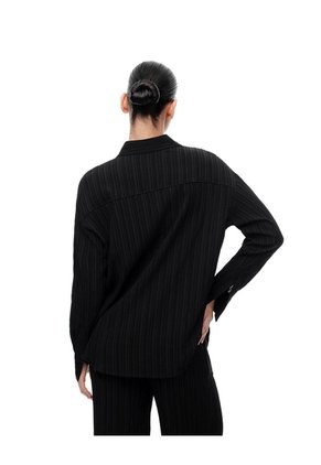 Camisa Manga Larga Oversize Negra Mujer Negro