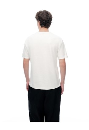 Camiseta Regular Crudo Hombre Beige