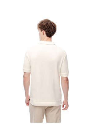 Polo Regular Algodón Vainilla Hombre Beige