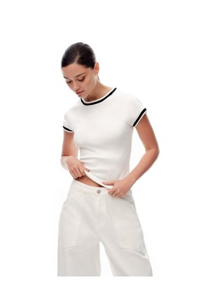 Camiseta Slim Algodón Blanca Mujer Blanco