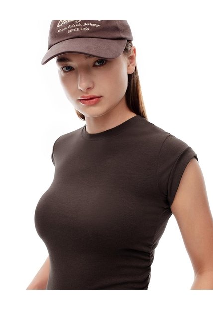 Camiseta Crop Slim Chocolate Mujer Chocolate