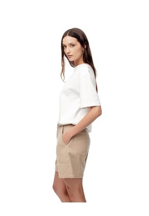 Short Tiro Alto Denim Caqui Mujer Beige