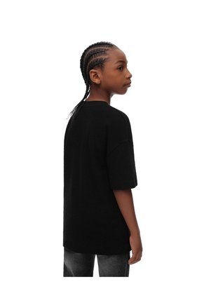 Camiseta Regular Algodón Negra Niño Negro