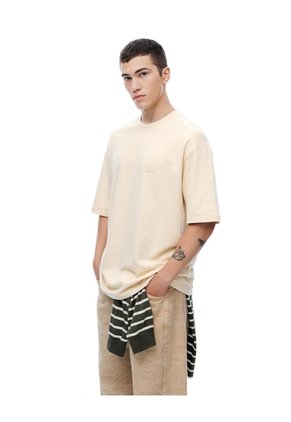 Camiseta Oversized Manga Corta Crema Hombre Beige