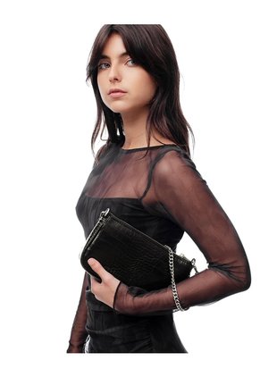 Bolso Baguette Texturizado Negro Mujer
