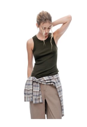 Camiseta Esqueleto Slim Rib Algodón Verde Mujer Verde