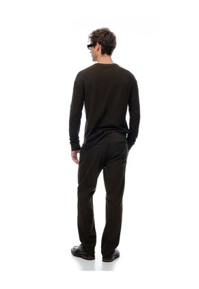 Pantalón Slim Café Hombre Cafe