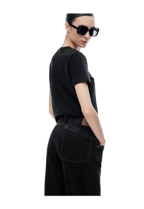 Jean Baggy Tiro Medio Negro Mujer Negro