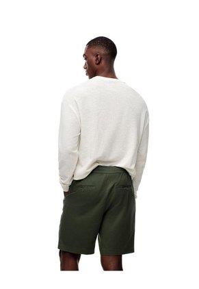 Bermuda Regular Agodón Verde Hombre Verde