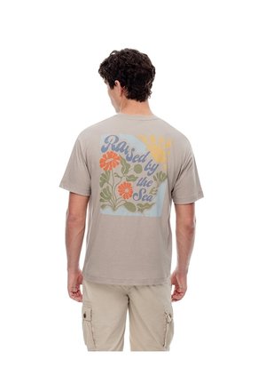 Camiseta Regular Algodón Taupe Estampada Hombre Marron