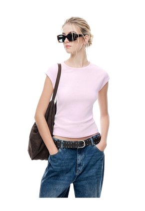 Camiseta Slim Manga Corta Rosada Mujer Rosa