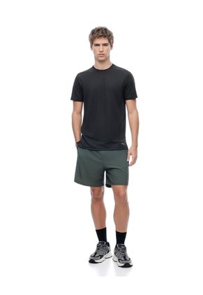 Camiseta Deportiva Control Humedad Negra Hombre Negro