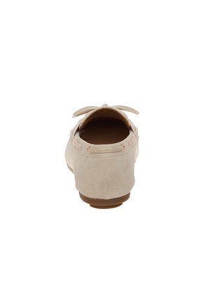 Zapatos Casuales Francesca Tipo Mocasín Para Mujer Marfil Comfort Plus 211118