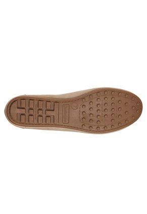 Zapatos Casuales Tipo Mocasín Francisca Para Mujer Bronceado Comfort Plus 211900